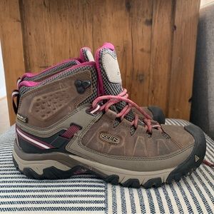 Keen Waterproof hiking boots